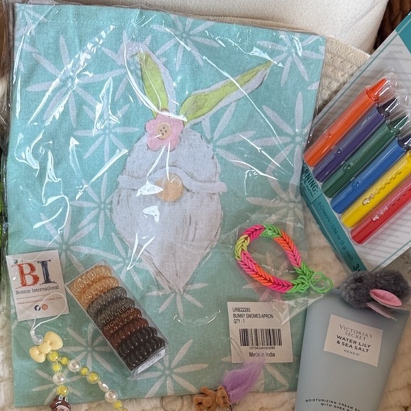 Kids and Adults Bunny Design Accessory Set - Picture 2 of 11